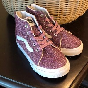 Brand New Girls High Top Vans